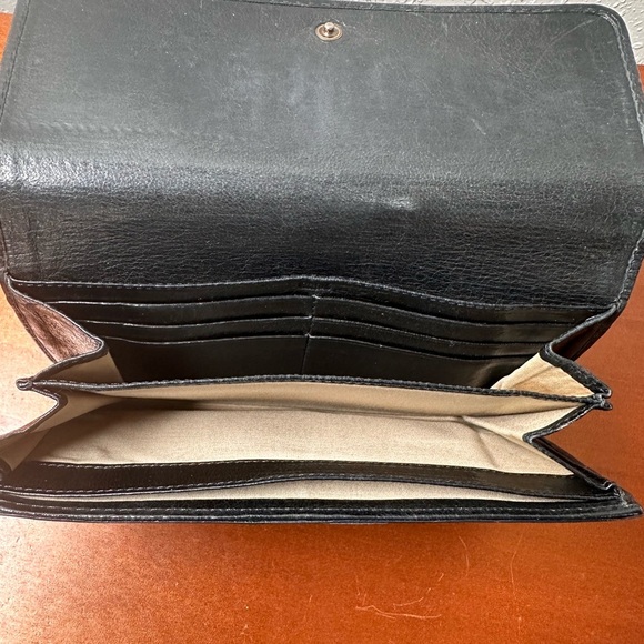 Chloé Black Leather Wallet - Picture 8 of 10